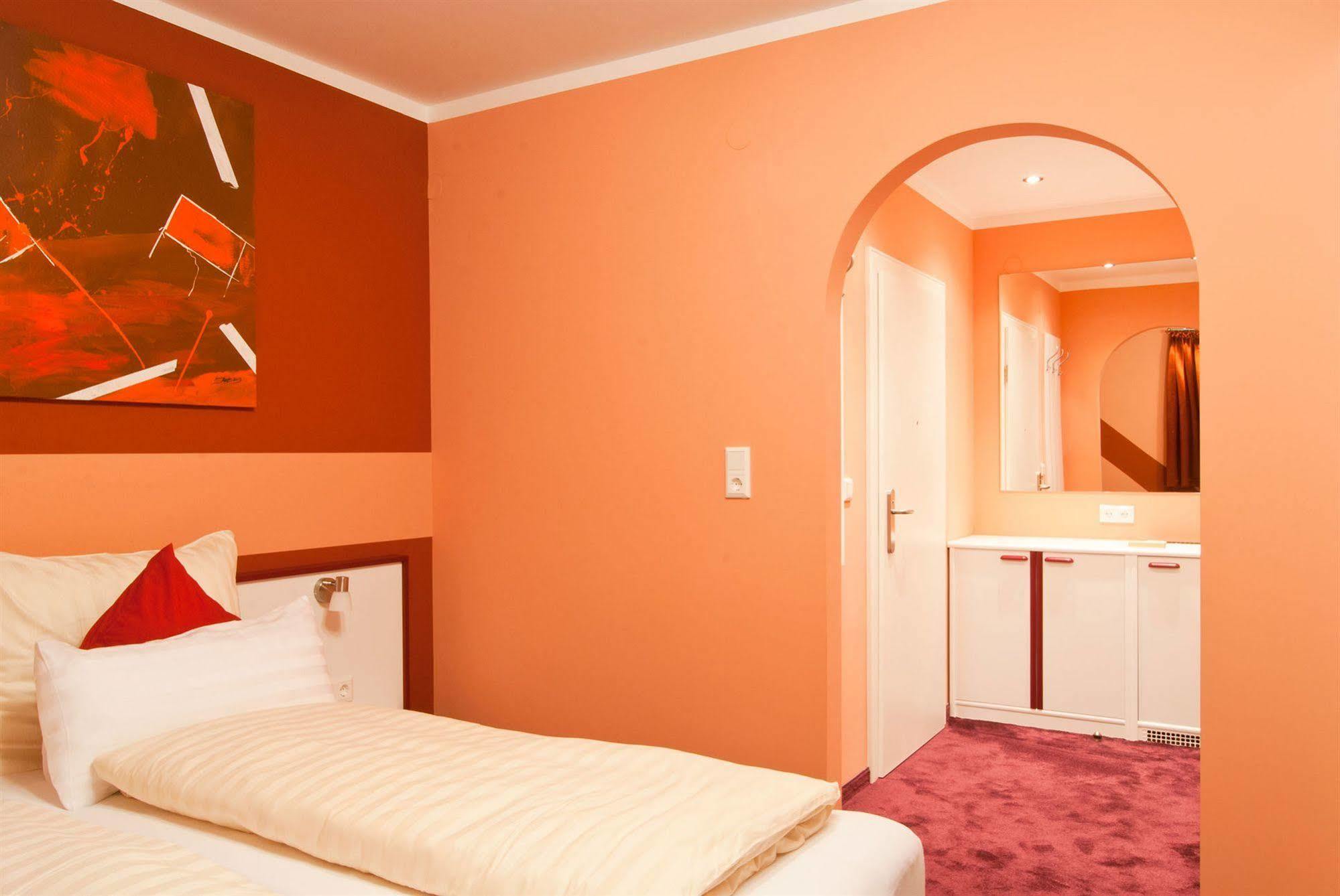 Hotel Residenz Hoessinger Karlstetten Exterior foto